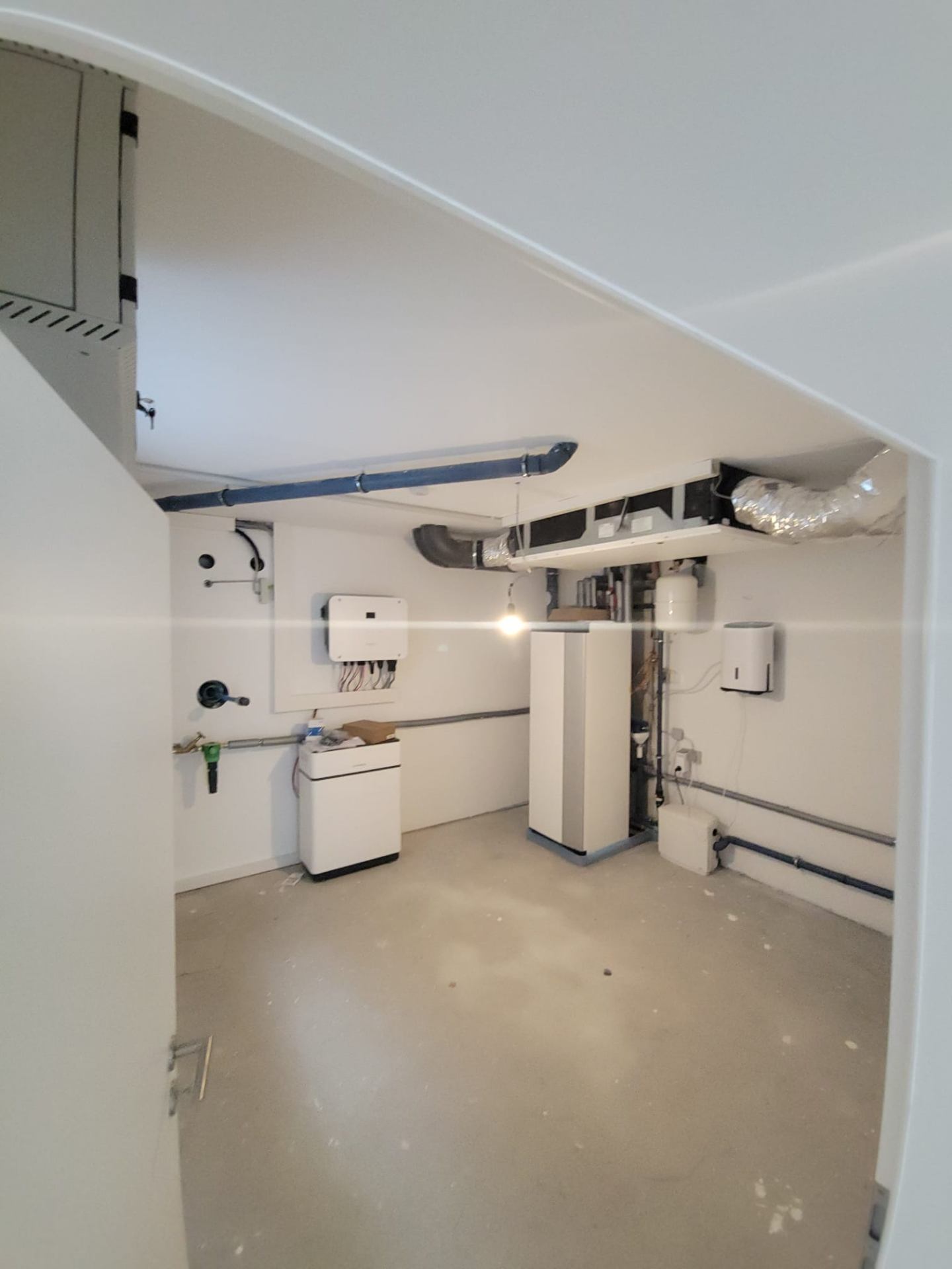 Kalkspachtel & glatte Decke – Detail